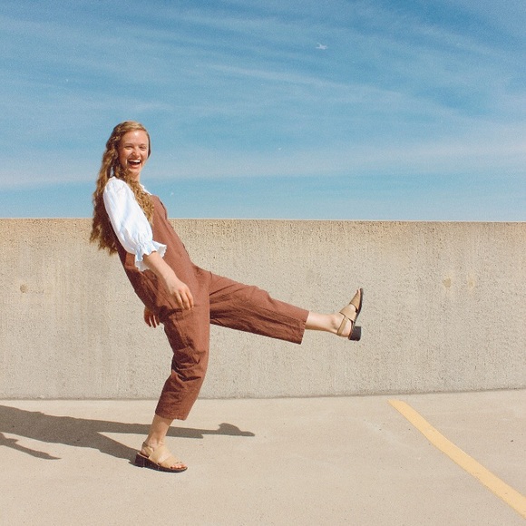 MEET • YOUR • POSHER - Picture 1 of 5